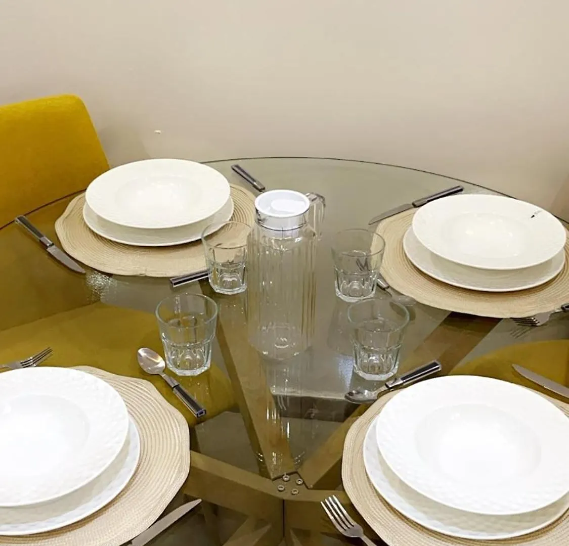 Appartement Cozy Bien Equipe A Mamelles Dakar Apartment
