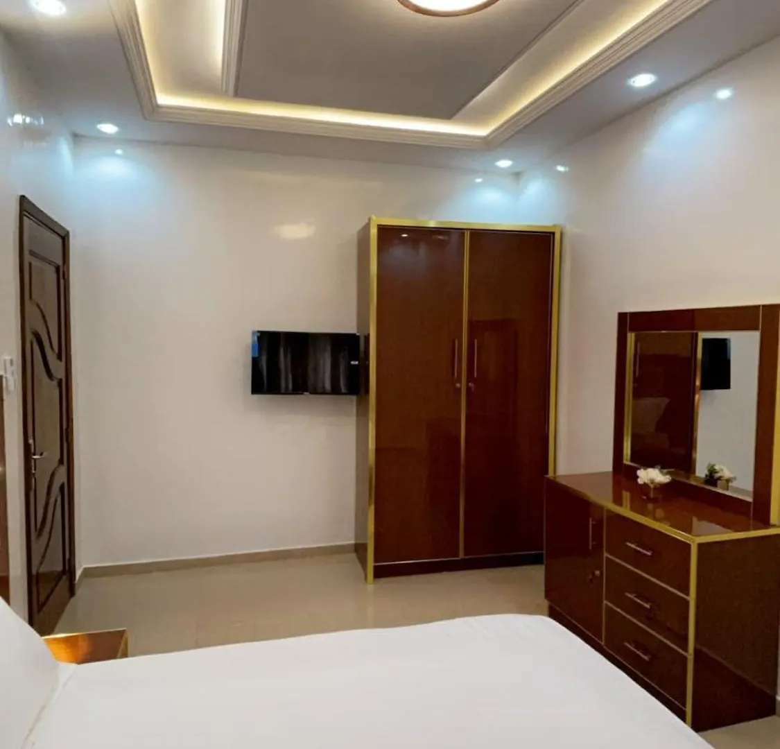 Appartement Cozy Bien Equipe A Mamelles Dakar Apartment