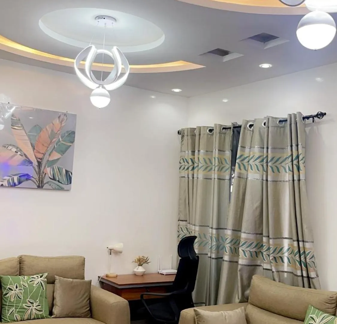 Appartement Cozy Bien Equipe A Mamelles Dakar Apartment